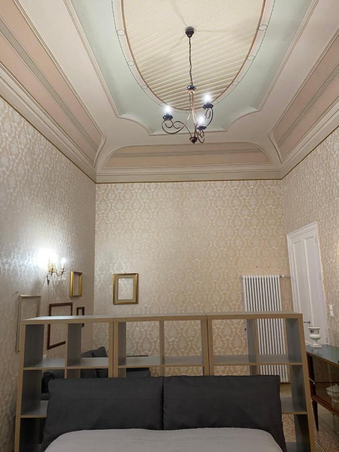 Il Gallo Di Eracle - Charming Suites & Rooms テルミニ・イメレーゼ エクステリア 写真