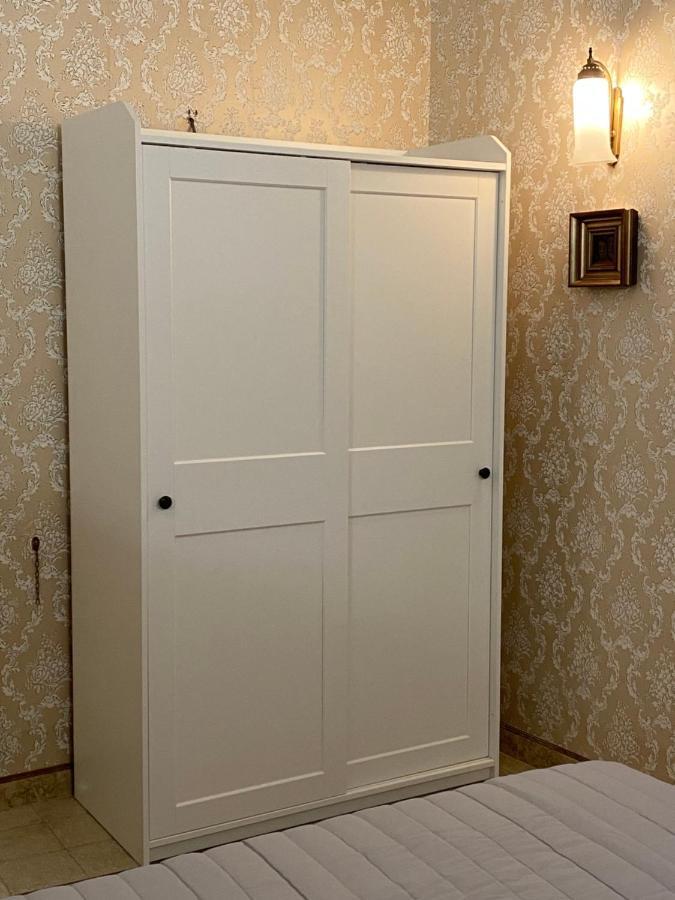 Il Gallo Di Eracle - Charming Suites & Rooms テルミニ・イメレーゼ エクステリア 写真