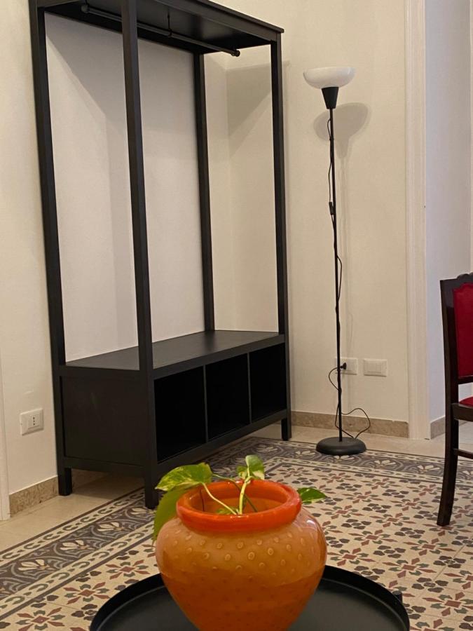 Il Gallo Di Eracle - Charming Suites & Rooms テルミニ・イメレーゼ エクステリア 写真